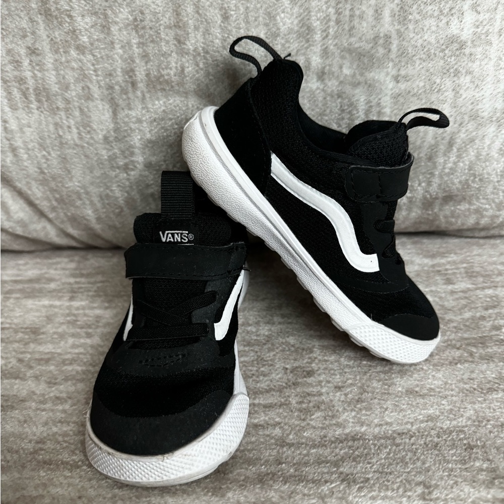 Vans Toddler Sneaker